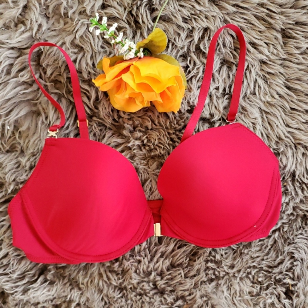 Fredericks of Hollywood Bra